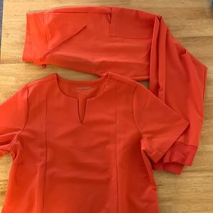 Mandala Equa-Tek scrub set in terracotta